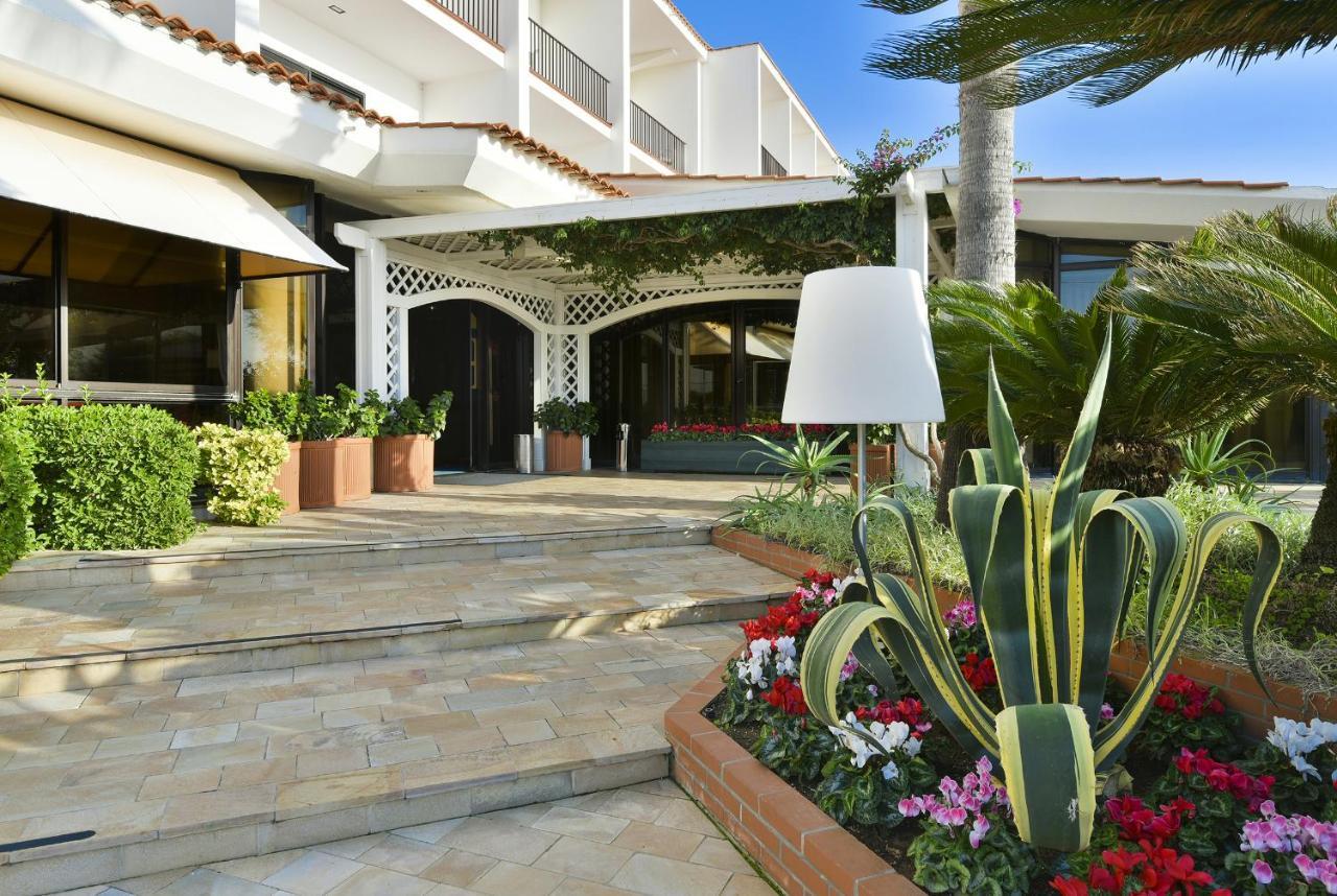 פסטום Hotel Schuhmann מראה חיצוני תמונה